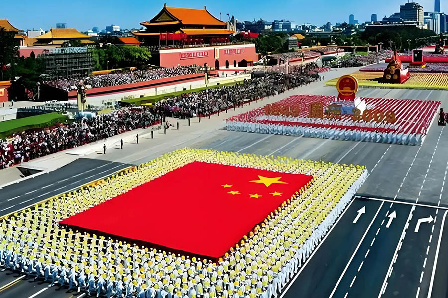 藍(lán)鵬測(cè)控組織觀(guān)看9.3閱兵直播：辦公室里的熱血沸騰